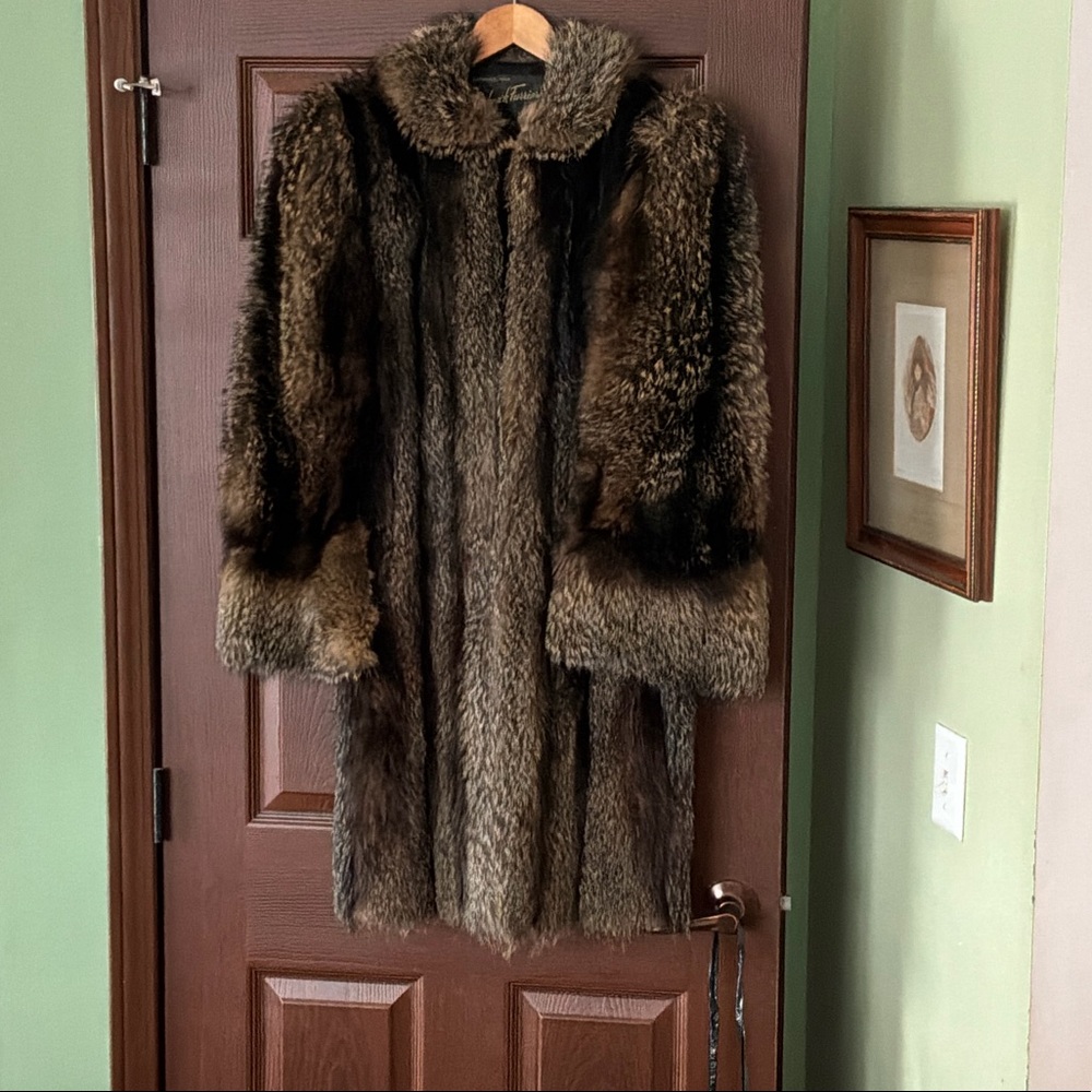Mohawk Furriers Raccoon Coat Beautiful condition